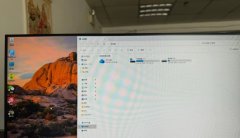 出两台24寸小米屏幕显示器  闲置物品  便宜出售 可用作监