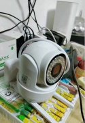 出两个原价400多一套的无线摄像头监控器家用远程监控手机wi
