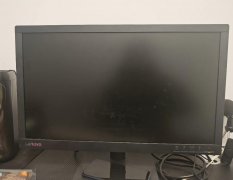 联想显示器，型号V20-10，1920×1080高清分辨率，