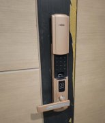 海贝斯智能锁，开发商带的，装修完换了，这把一直闲置