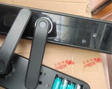 智能指纹密码锁防水防晒防冻，去年过年买的忙忘了装 低价出